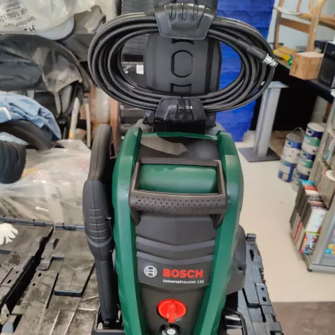 Bosch Universal Aquatak 135 Presure washer Brand New (Ex-display)