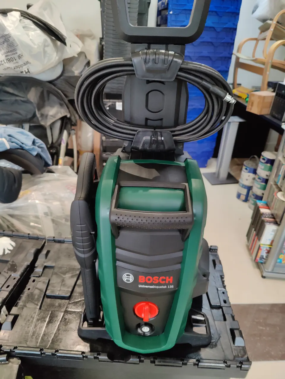 Bosch Universal Aquatak 135 Presure washer Brand New (Ex-display)
