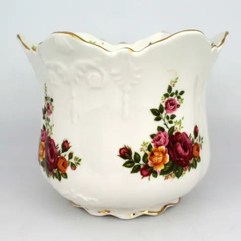 Brosnic Bone China Country Roses Cache Pot