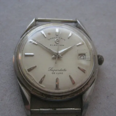 Vintage Grand Prix Election Superdate De Luxe Wrist Watch