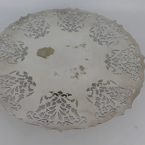 Mappin & Webb Silver Plated Cake Stand c.1930