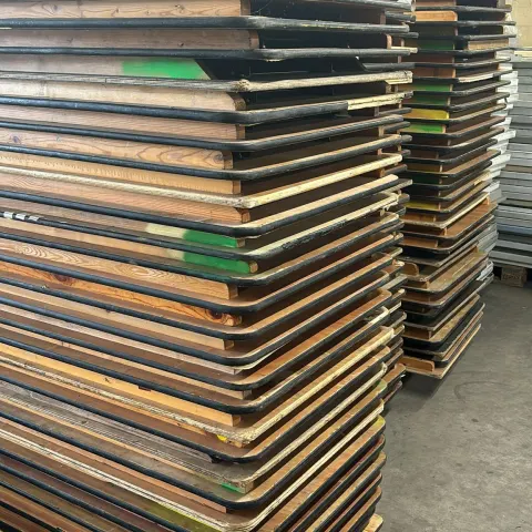 10 x 6ft x 2ft 6in Trestle Tables with American fold up legs