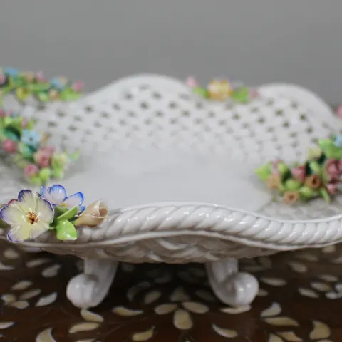 Vintage Italian Museo di Capodimonte Floral Lattice Basket Centrepiece