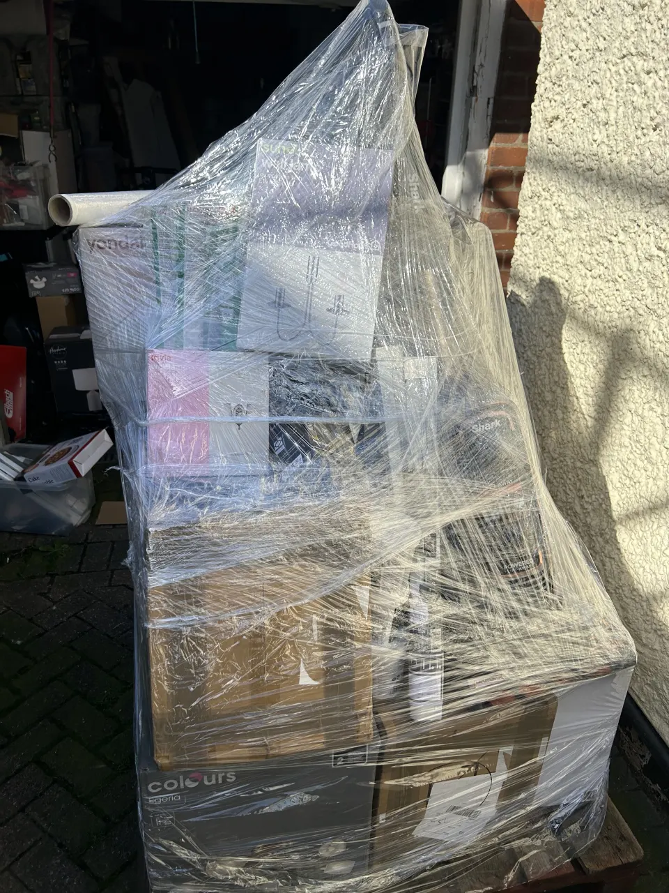 Pallet of Home, Garden & DIY Items, see photos and description