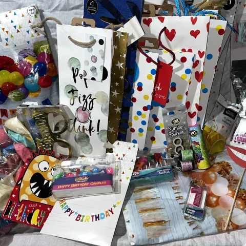 Q1/A - Large Job Lot Birthday Party Pack, Gift Bags, Balloons, Candles, Sparkler, Card + More