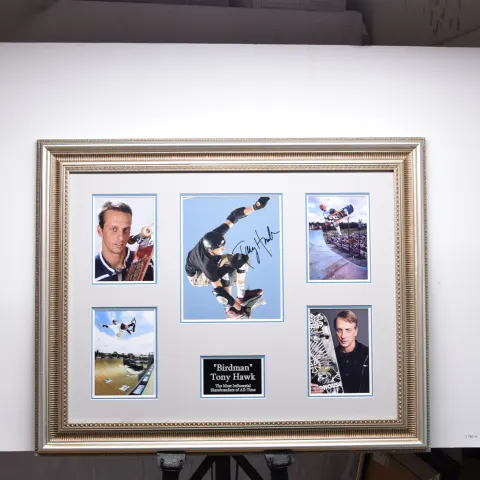 TONY HAWK framed original signature presentation