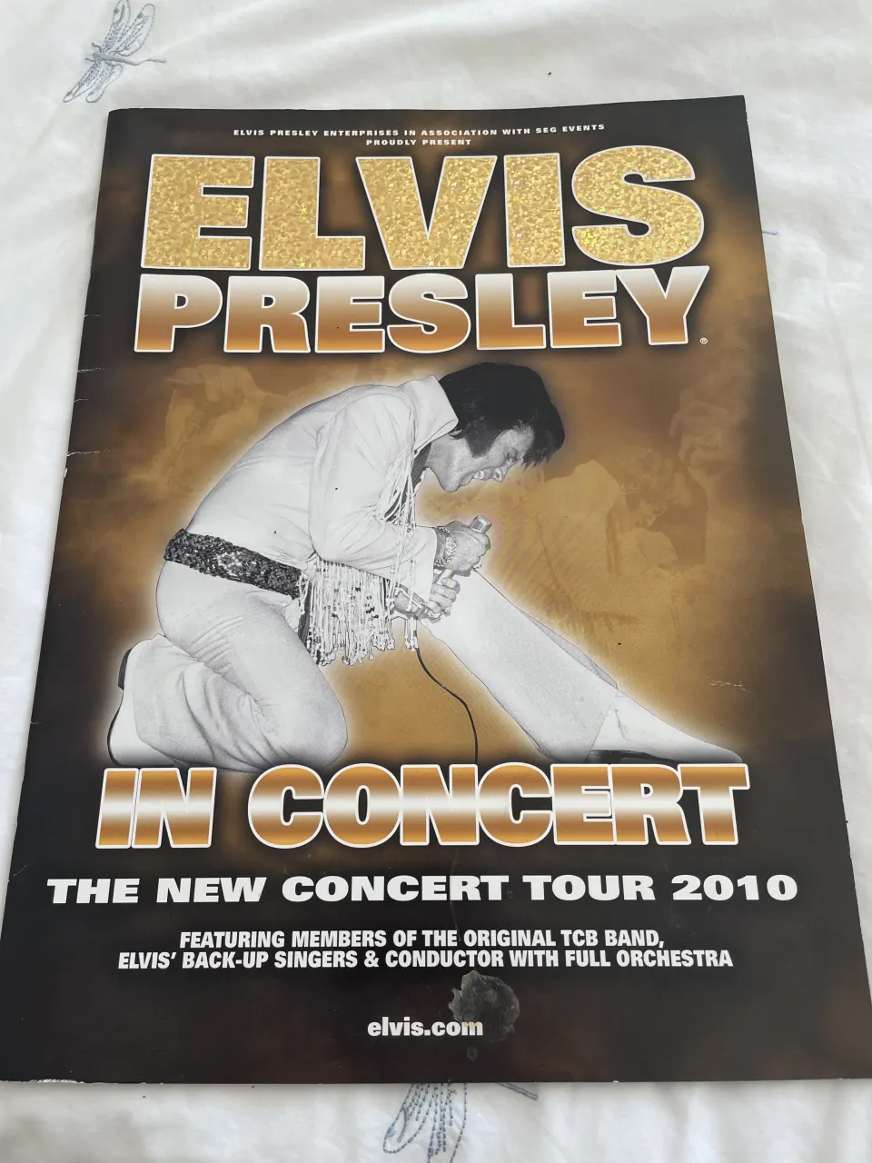 Elvis Presley in Concert .