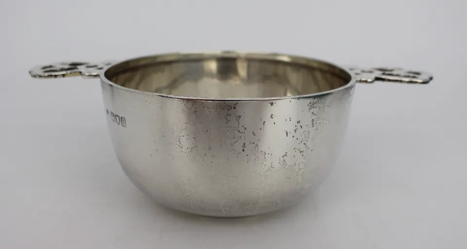 Fine Solid Silver Porringer by Charles Edwards London 1896