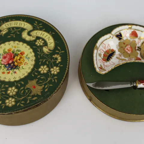 Boxed Royal Crown Derby Butter Dish & Knife