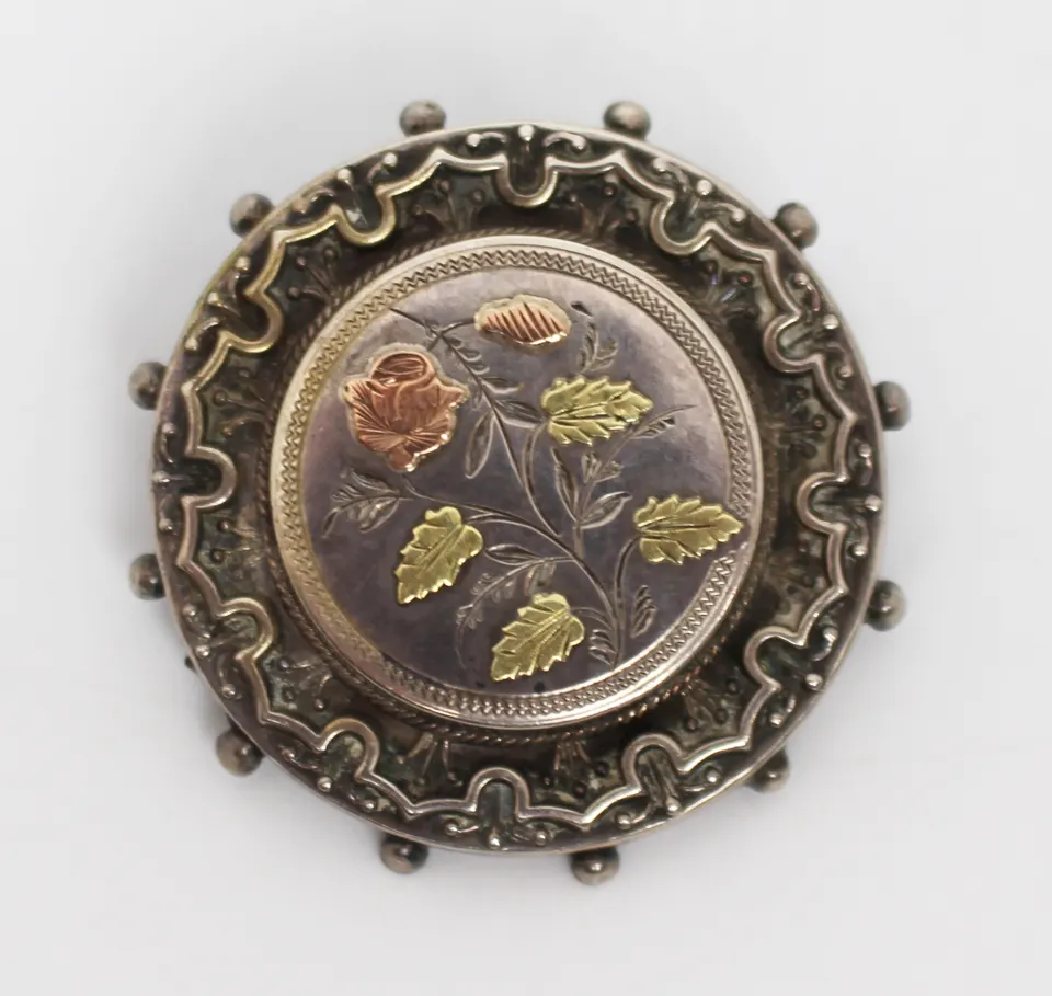 Silver Floral Brooch