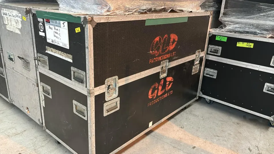 Large Flight Case including 1 x Blue 2 x Green and 1 x Black Modular Seats