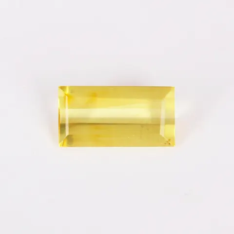 7.72 ct. Yellow Amber