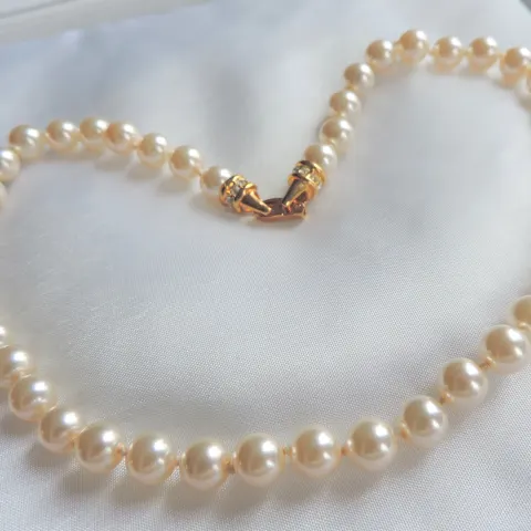 Single Strand Pearl Necklace with Gift Pouch