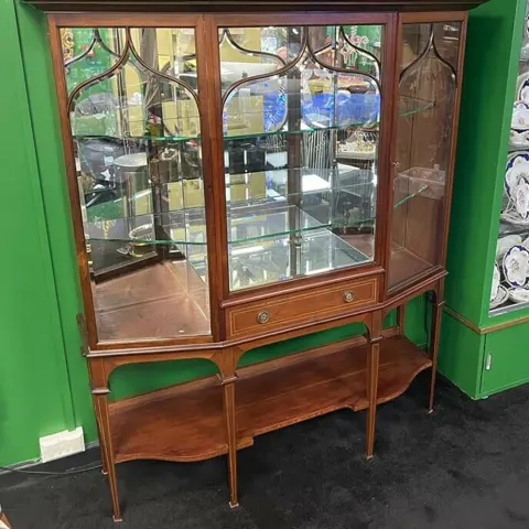 Fine 19th c. Mahogany Inlaid Mirrored Display Cabinet