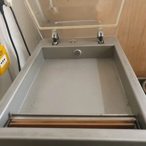 Vacuum Packing Machine. Tabletop model