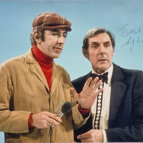 Eric Sykes Original Signature