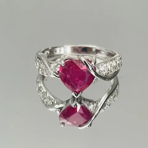 Beautiful Natural Heart Shape Burmese Ruby Ring1.58 Ct With Diamonds & 18kGold