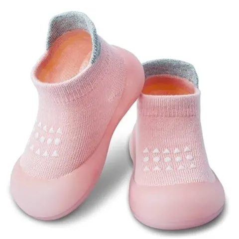 14 x Baby Sock Shoes L12a