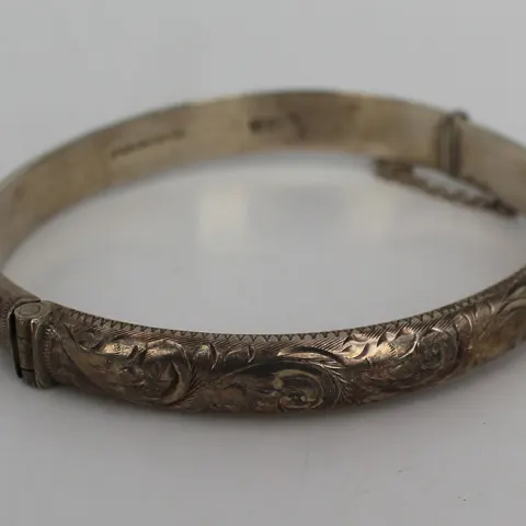 Vintage 20th c. Sterling Silver Hallmarked Bangle