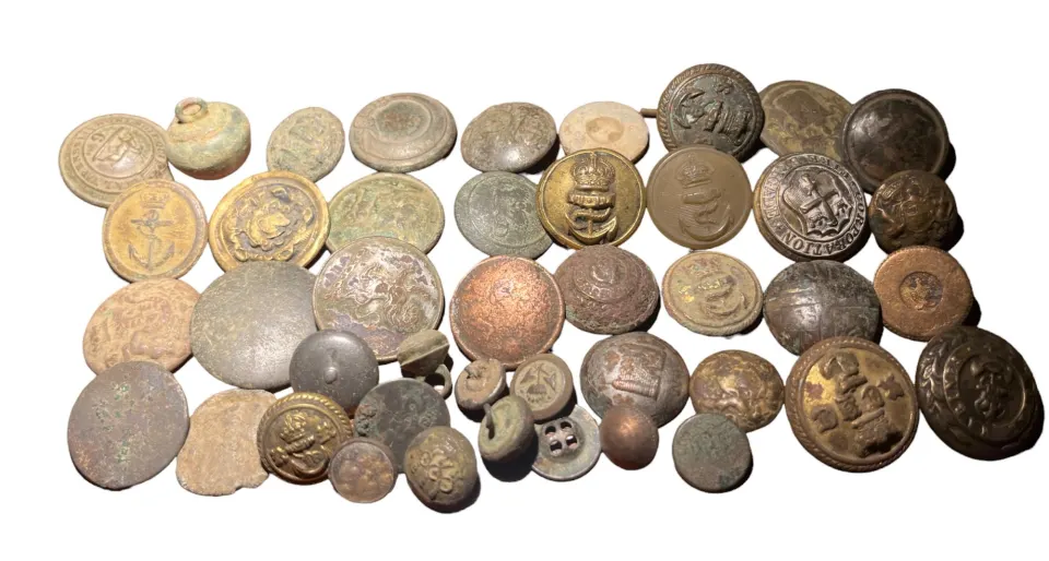 Collection of British Found Artillery, Naval, Marines Buttons 18th-20th Century (£7 UK £15 Int Post)