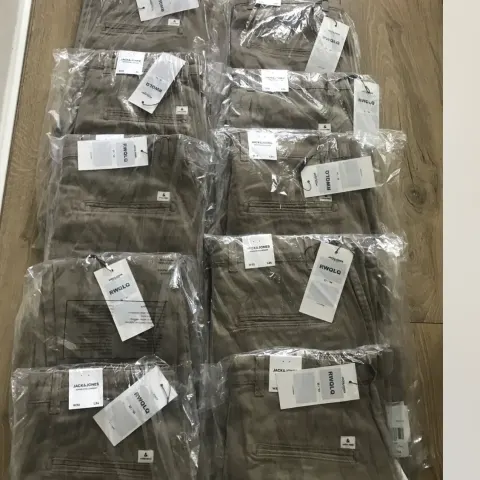 Job Lot 90 Pairs of Jack & Jones Marco Dave Chinos Beige W32 L34