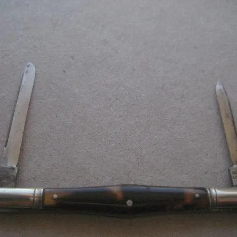 Vintage Twin Steel Bladed Folding Fruit Knife, c1920