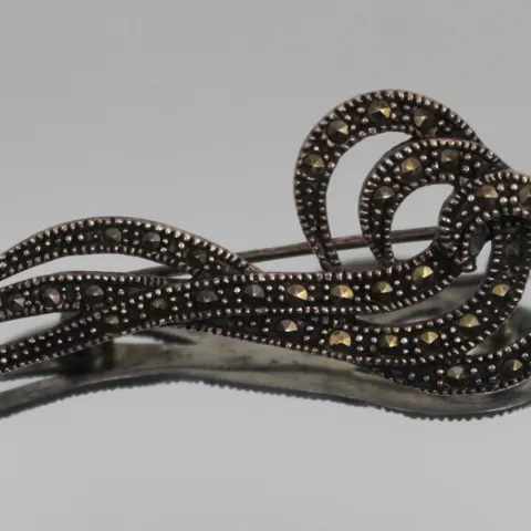 Brooch