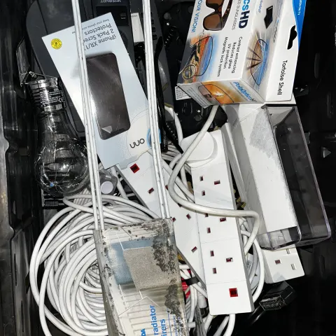 P1/B - Large Box of Job Lot Electrical Items, Unsorted