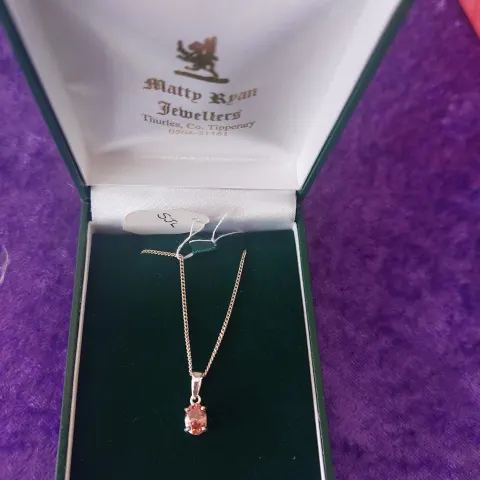 9 Carat Gold Chain With Pretty Amber Stone Pendant