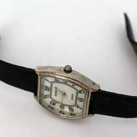 Vintage Gossip Quartz Ladies Wristwatch