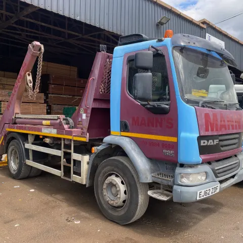 2012 DAF LF 55-220 18 ton Skip loader