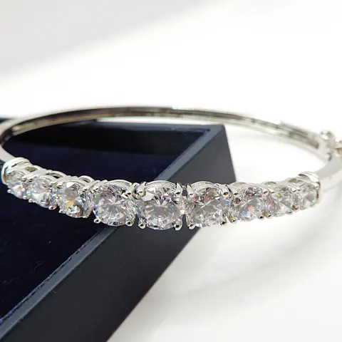  Sterling Silver 8 Carat CZ Gemstone Bangle New With Gift Box