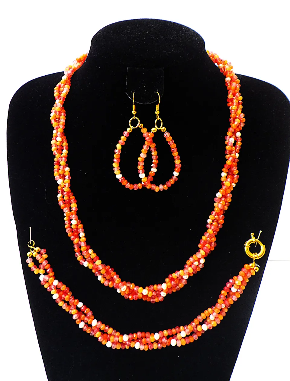 A Braded Necklace, Bracelet & Earrings Set With Carnelian and Natural Pearls