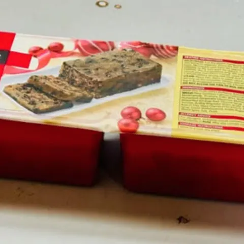 Chef's Larder Christmas Pudding Log 1.25kg New Sealed BBE April 2026