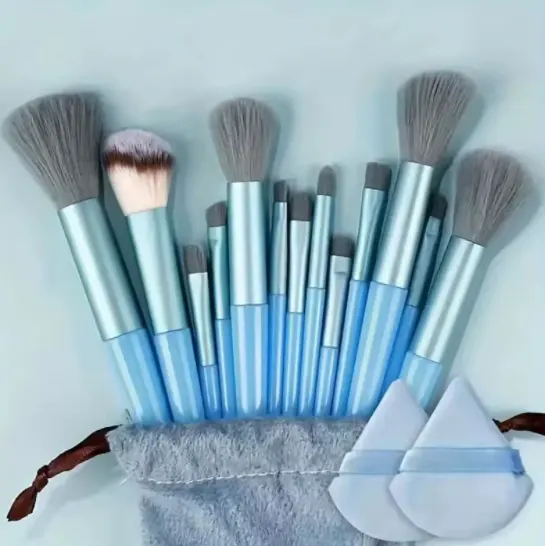 Flawless Beauty Essentials: The Ultimate Soft & Fluffy Makeup Brush Set Blue