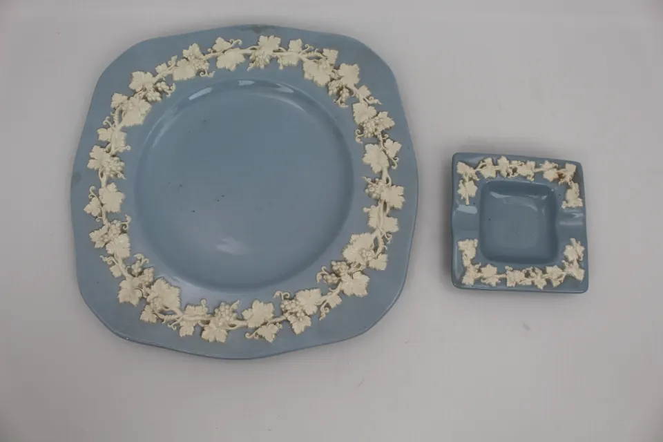Pair of Wedgwood Queensware Plates