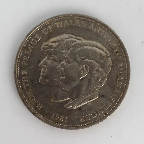 Prince of Wales & Lady Diana Spencer 1981 Coin