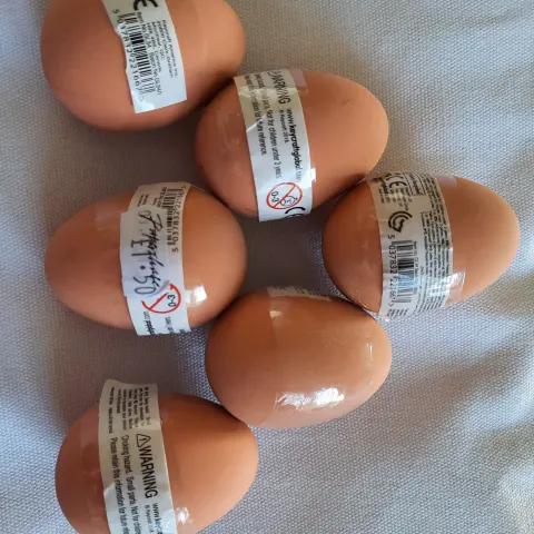 Bouncy eggs x 20