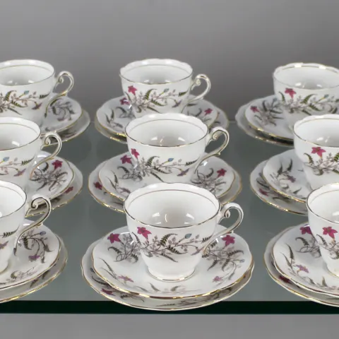Royal Standard Fancy Free 16 Place Tea Service