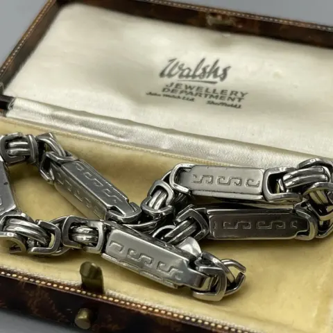 Vintage Box Link Bracelet Silver Tone S Pattern Lobster Claw Clasp 22cm Long