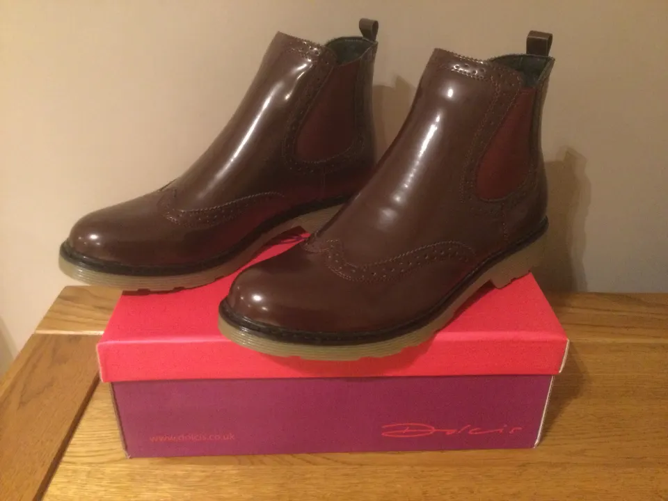 Dolcis “Winlove” Chelsea Ankle Boots, Size 7, Burgundy - New RRP £49.00