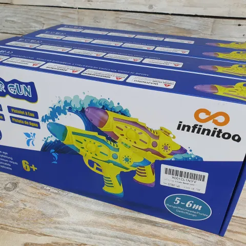 4 x New Infinitoo packs of 2 Water Guns. 5-6m fiting range. 2 water guns in each box. Rrp £40
