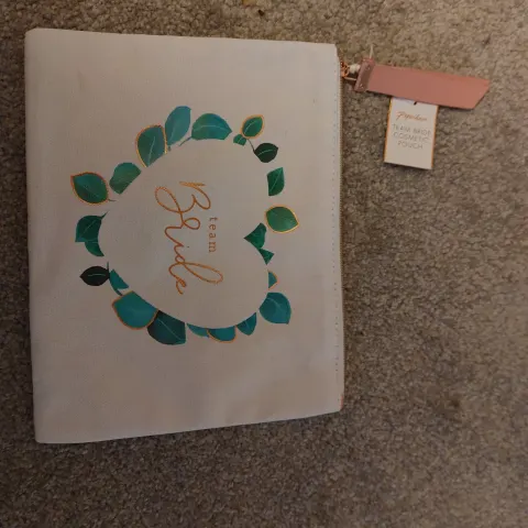 Team Bride Accessory Bag Paperchase x 8