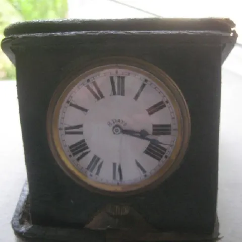Vintage Swiss Made 8 Day Green Leather Travel Clock