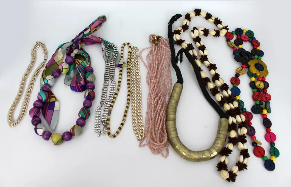 Colelction of 9 Vintage Necklaces