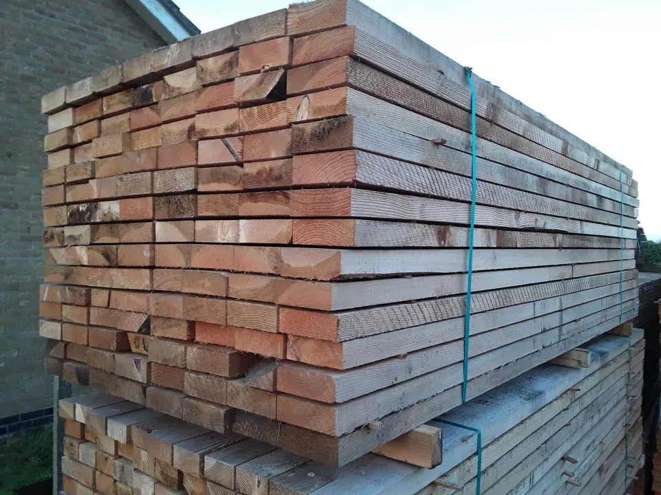 50 x Softwood Sawn Untreated Larch & Douglas Fir Rails / Fence Rails