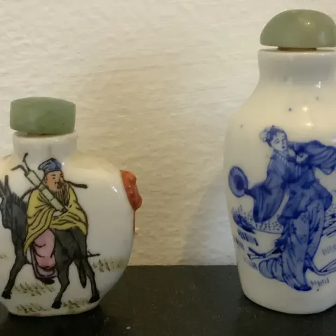 Two Chinese Qing Snuff Bottle late 19th early 20th century