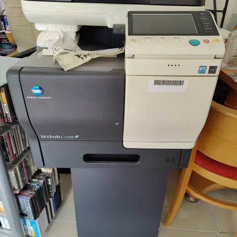 Konica Minolta bizhub C3350Powers up correctly  - Needs some attention