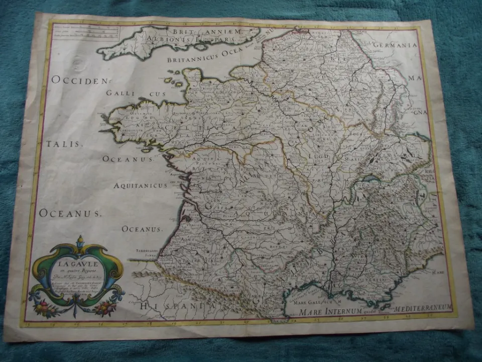 17th Cent. Atlas Map - La Gaule En Quatre Regions by Nicolas Sanson - Ca. 1643