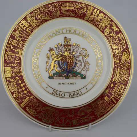 Royal Worcester Royal Warrant Cabinet Plate